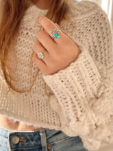 Load image into Gallery viewer, Solitude Signet