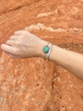 Load image into Gallery viewer, Turquoise bracelet
