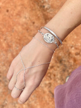 Load image into Gallery viewer, Turquoise bracelet
