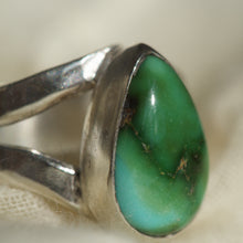 Load image into Gallery viewer, Turquoise Ring Size 5
